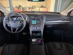 FORD FUSION 2.0 TITANIUM FWD 16V 2017/2018 GRIFFCAR MULTIMARCAS DOIS IRMÃOS / Carros no Vale