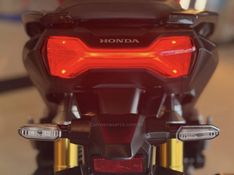 HONDA ADV 150 2023/2024 GRIFFCAR MULTIMARCAS DOIS IRMÃOS / Carros no Vale