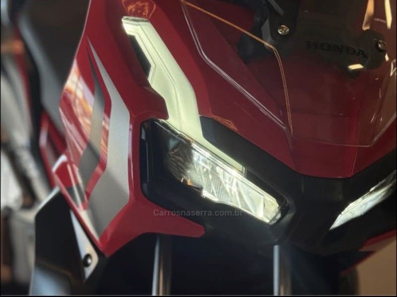 HONDA ADV 150 2023/2024 GRIFFCAR MULTIMARCAS DOIS IRMÃOS / Carros no Vale