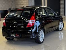 HYUNDAI I30 2.0 MPI 16V 2012/2012 GRIFFCAR MULTIMARCAS DOIS IRMÃOS / Carros no Vale
