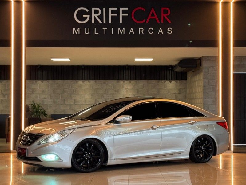 HYUNDAI SONATA 2.4 MPFI I4 16V 182CV 2012/2012 GRIFFCAR MULTIMARCAS DOIS IRMÃOS / Carros no Vale HYUNDAI SONATA 2.4 MPFI I4 16V 182CV 2012/2012 GRIFFCAR MULTIMARCAS DOIS IRMÃOS / Carros no Vale