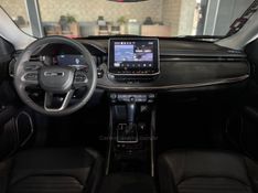 JEEP COMMANDER 1.3 LIMITED T270 16V 4X2 TURBO 2023/2023 GRIFFCAR MULTIMARCAS DOIS IRMÃOS / Carros no Vale