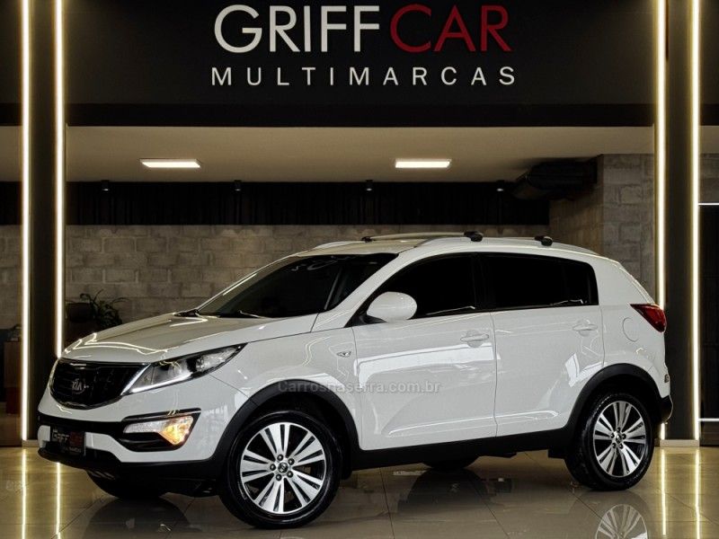 KIA SPORTAGE 2.0 LX 4X2 16V 2014/2014 GRIFFCAR MULTIMARCAS DOIS IRMÃOS / Carros no Vale KIA SPORTAGE 2.0 LX 4X2 16V 2014/2014 GRIFFCAR MULTIMARCAS DOIS IRMÃOS / Carros no Vale