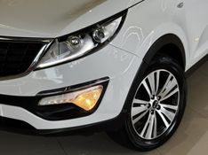 KIA SPORTAGE 2.0 LX 4X2 16V 2014/2014 GRIFFCAR MULTIMARCAS DOIS IRMÃOS / Carros no Vale