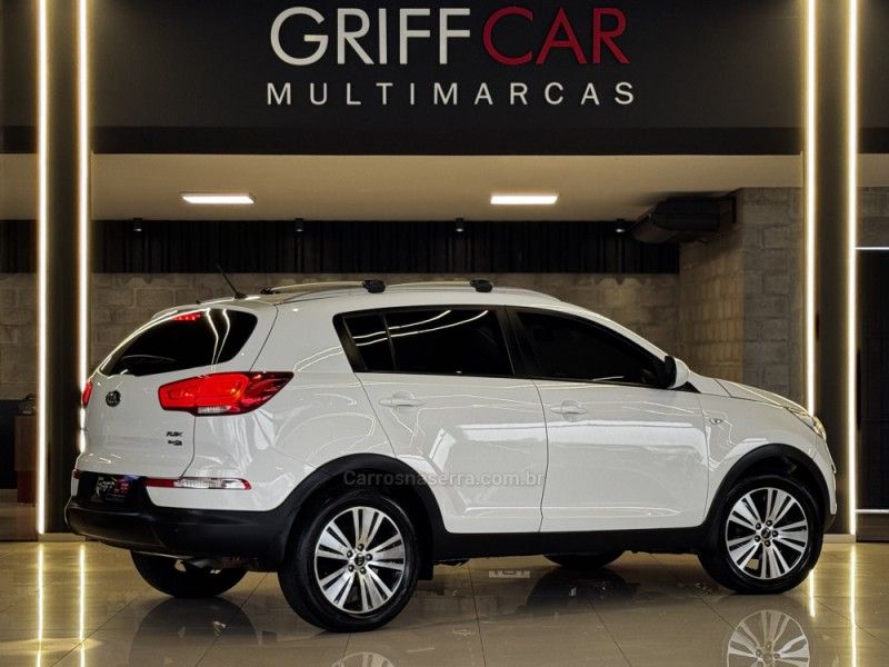 KIA SPORTAGE 2.0 LX 4X2 16V 2014/2014 GRIFFCAR MULTIMARCAS DOIS IRMÃOS / Carros no Vale KIA SPORTAGE 2.0 LX 4X2 16V 2014/2014 GRIFFCAR MULTIMARCAS DOIS IRMÃOS / Carros no Vale