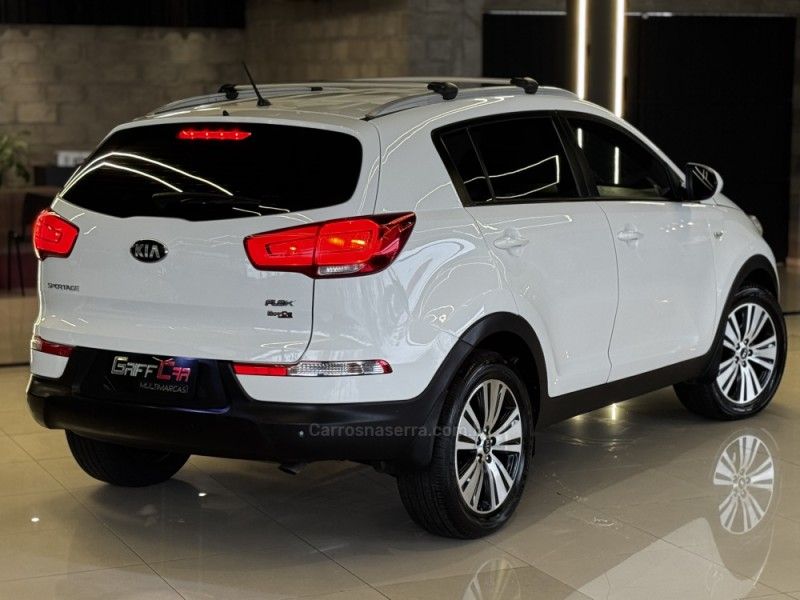 KIA SPORTAGE 2.0 LX 4X2 16V 2014/2014 GRIFFCAR MULTIMARCAS DOIS IRMÃOS / Carros no Vale KIA SPORTAGE 2.0 LX 4X2 16V 2014/2014 GRIFFCAR MULTIMARCAS DOIS IRMÃOS / Carros no Vale