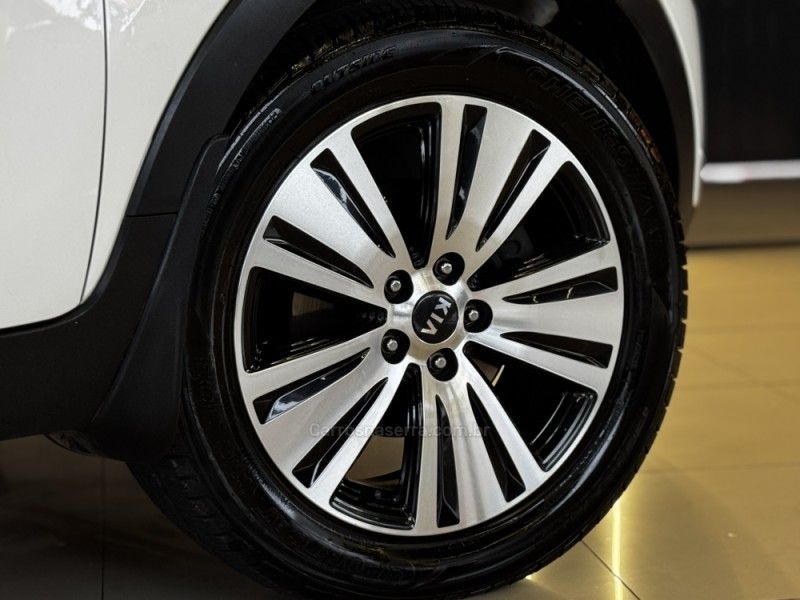 KIA SPORTAGE 2.0 LX 4X2 16V 2014/2014 GRIFFCAR MULTIMARCAS DOIS IRMÃOS / Carros no Vale KIA SPORTAGE 2.0 LX 4X2 16V 2014/2014 GRIFFCAR MULTIMARCAS DOIS IRMÃOS / Carros no Vale