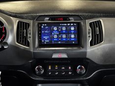 KIA SPORTAGE 2.0 LX 4X2 16V 2014/2014 GRIFFCAR MULTIMARCAS DOIS IRMÃOS / Carros no Vale