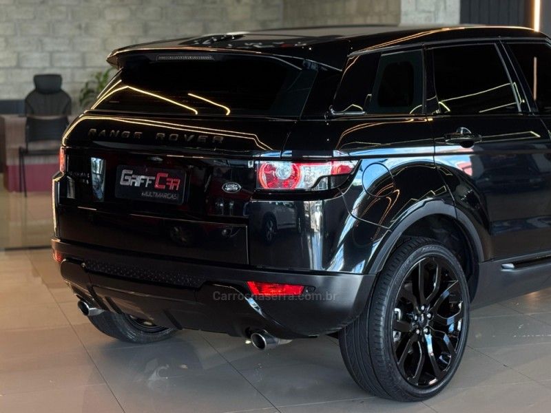 LAND ROVER RANGE ROVER EVOQUE 2.0 PRESTIGE 4WD 16V 2013/2013 GRIFFCAR MULTIMARCAS DOIS IRMÃOS / Carros no Vale LAND ROVER RANGE ROVER EVOQUE 2.0 PRESTIGE 4WD 16V 2013/2013 GRIFFCAR MULTIMARCAS DOIS IRMÃOS / Carros no Vale