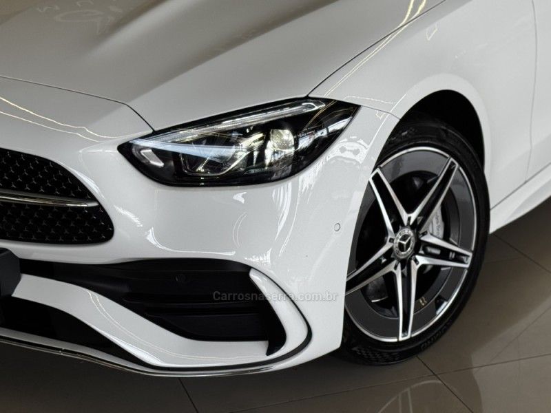 MERCEDES-BENZ C 200 1.5 EQ BOOST TURBO AMG LINE HIBRIDO 2023/2023 GRIFFCAR MULTIMARCAS DOIS IRMÃOS / Carros no Vale MERCEDES-BENZ C 200 1.5 EQ BOOST TURBO AMG LINE HIBRIDO 2023/2023 GRIFFCAR MULTIMARCAS DOIS IRMÃOS / Carros no Vale
