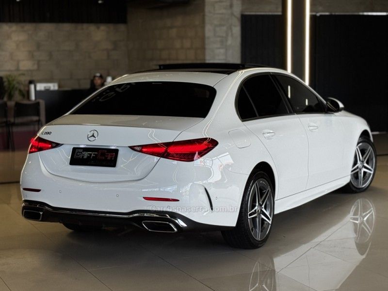 MERCEDES-BENZ C 200 1.5 EQ BOOST TURBO AMG LINE HIBRIDO 2023/2023 GRIFFCAR MULTIMARCAS DOIS IRMÃOS / Carros no Vale MERCEDES-BENZ C 200 1.5 EQ BOOST TURBO AMG LINE HIBRIDO 2023/2023 GRIFFCAR MULTIMARCAS DOIS IRMÃOS / Carros no Vale