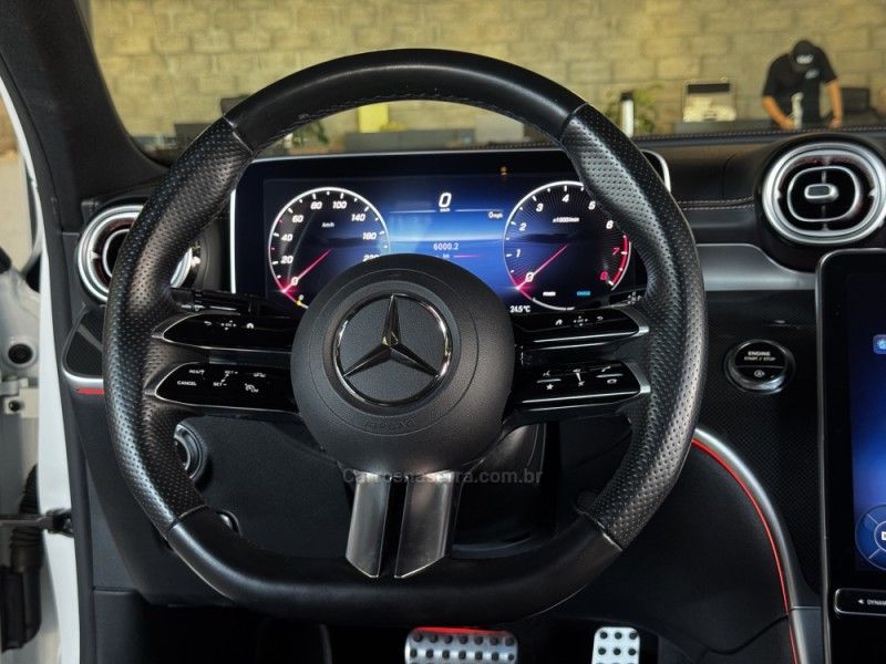 MERCEDES-BENZ C 200 1.5 EQ BOOST TURBO AMG LINE HIBRIDO 2023/2023 GRIFFCAR MULTIMARCAS DOIS IRMÃOS / Carros no Vale MERCEDES-BENZ C 200 1.5 EQ BOOST TURBO AMG LINE HIBRIDO 2023/2023 GRIFFCAR MULTIMARCAS DOIS IRMÃOS / Carros no Vale