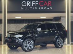 MITSUBISHI PAJERO DAKAR 3.2 4X4 16V TURBO INTERCOOLER 2012/2013 GRIFFCAR MULTIMARCAS DOIS IRMÃOS / Carros no Vale