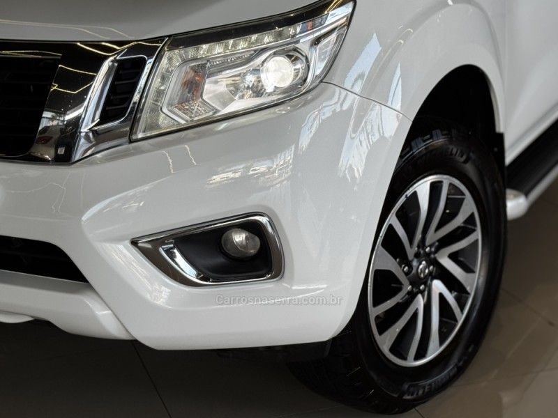 NISSAN FRONTIER 2.3 XE 4X4 CD BI TURBO 2021/2021 GRIFFCAR MULTIMARCAS DOIS IRMÃOS / Carros no Vale NISSAN FRONTIER 2.3 XE 4X4 CD BI TURBO 2021/2021 GRIFFCAR MULTIMARCAS DOIS IRMÃOS / Carros no Vale