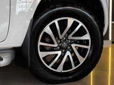 NISSAN FRONTIER 2.3 XE 4X4 CD BI TURBO 2021/2021 GRIFFCAR MULTIMARCAS DOIS IRMÃOS / Carros no Vale