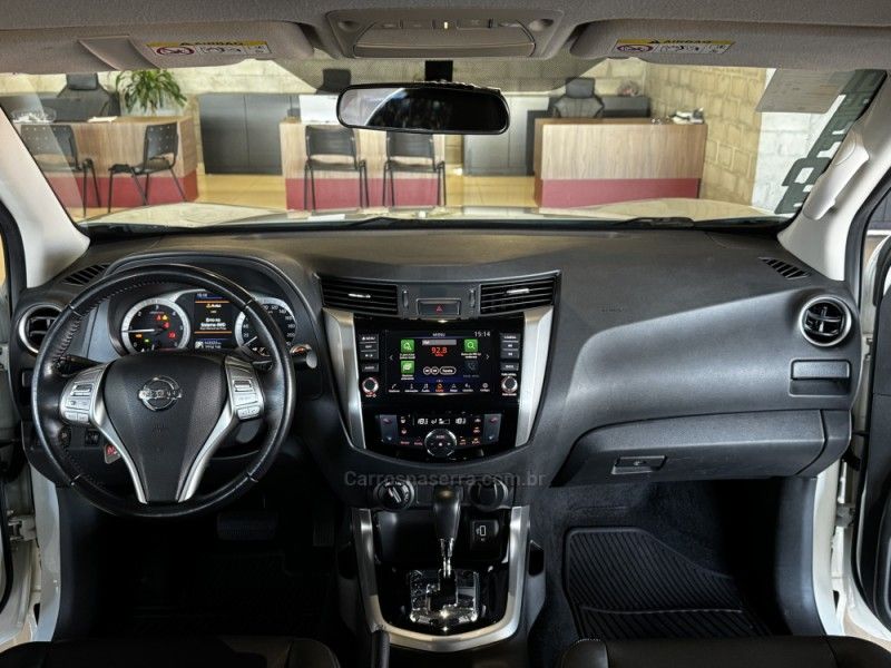 NISSAN FRONTIER 2.3 XE 4X4 CD BI TURBO 2021/2021 GRIFFCAR MULTIMARCAS DOIS IRMÃOS / Carros no Vale NISSAN FRONTIER 2.3 XE 4X4 CD BI TURBO 2021/2021 GRIFFCAR MULTIMARCAS DOIS IRMÃOS / Carros no Vale