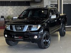 NISSAN FRONTIER 2.5 SE ATTACK 4X4 CD TURBO ELETRONIC 2012/2013 GRIFFCAR MULTIMARCAS DOIS IRMÃOS / Carros no Vale
