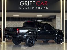 NISSAN FRONTIER 2.5 SE ATTACK 4X4 CD TURBO ELETRONIC 2012/2013 GRIFFCAR MULTIMARCAS DOIS IRMÃOS / Carros no Vale