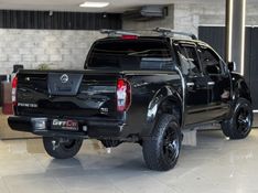 NISSAN FRONTIER 2.5 SE ATTACK 4X4 CD TURBO ELETRONIC 2012/2013 GRIFFCAR MULTIMARCAS DOIS IRMÃOS / Carros no Vale