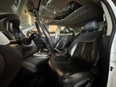 NISSAN SENTRA 2.0 SL 16V 2014/2015 GRIFFCAR MULTIMARCAS DOIS IRMÃOS / Carros no Vale