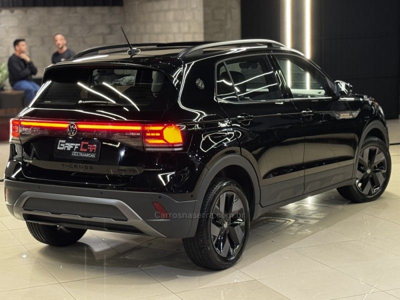 VOLKSWAGEN T-CROSS 1.4 TSI EXTREME 16V 2025/2026 GRIFFCAR MULTIMARCAS DOIS IRMÃOS / Carros no Vale