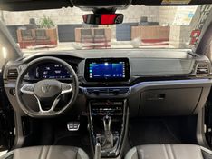 VOLKSWAGEN T-CROSS 1.4 TSI EXTREME 16V 2025/2026 GRIFFCAR MULTIMARCAS DOIS IRMÃOS / Carros no Vale