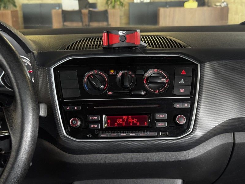 VOLKSWAGEN UP 1.0 TSI MOVE UP 12V 2019/2019 GRIFFCAR MULTIMARCAS DOIS IRMÃOS / Carros no Vale VOLKSWAGEN UP 1.0 TSI MOVE UP 12V 2019/2019 GRIFFCAR MULTIMARCAS DOIS IRMÃOS / Carros no Vale