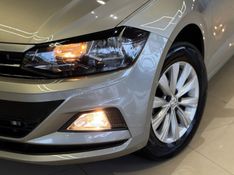 VOLKSWAGEN VIRTUS 1.0 200 TSI COMFORTLINE 2019/2019 GRIFFCAR MULTIMARCAS DOIS IRMÃOS / Carros no Vale