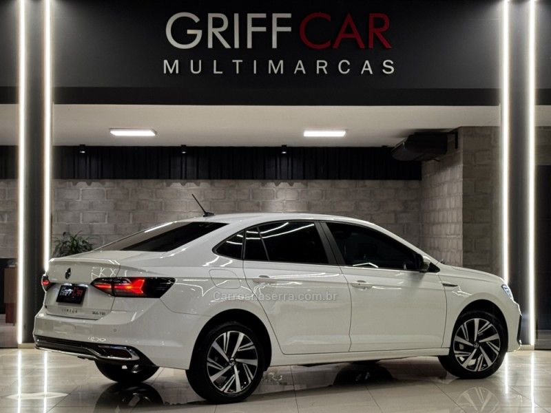 VOLKSWAGEN VIRTUS 1.0 200 TSI HIGHLINE 2023/2024 GRIFFCAR MULTIMARCAS DOIS IRMÃOS / Carros no Vale VOLKSWAGEN VIRTUS 1.0 200 TSI HIGHLINE 2023/2024 GRIFFCAR MULTIMARCAS DOIS IRMÃOS / Carros no Vale