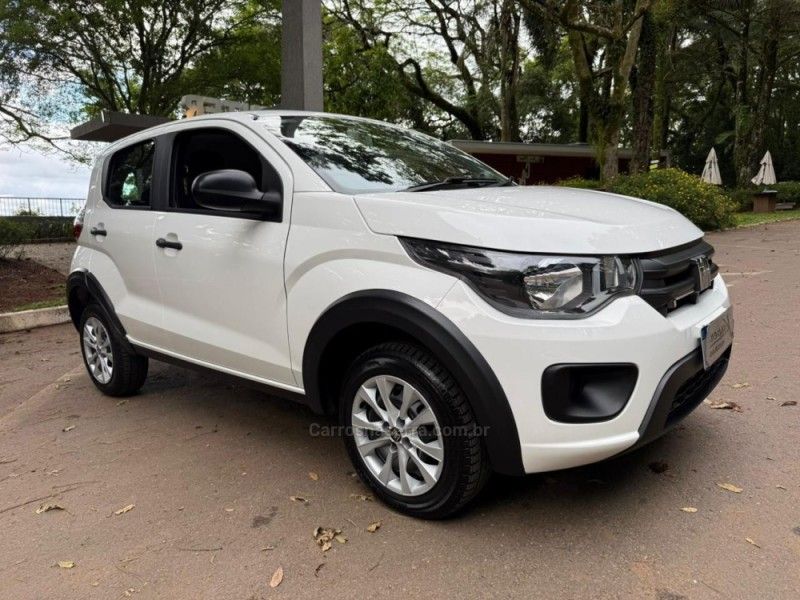 FIAT MOBI 1.0 8V EVO LIKE 2022/2023 KASPER VEÍCULOS DOIS IRMÃOS / Carros no Vale