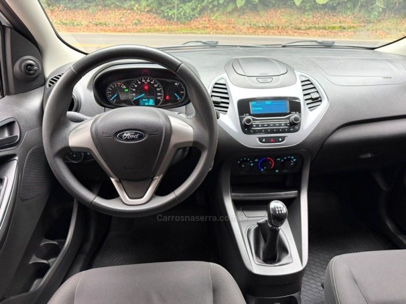 FORD KA 1.5 SE 12V 2018/2019 KASPER VEÍCULOS DOIS IRMÃOS / Carros no Vale