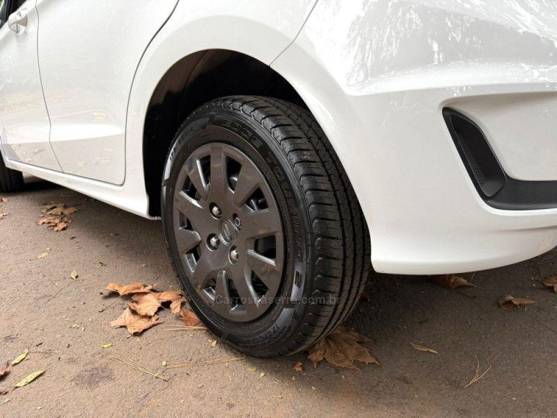 FORD KA 1.5 SE 12V 2018/2019 KASPER VEÍCULOS DOIS IRMÃOS / Carros no Vale