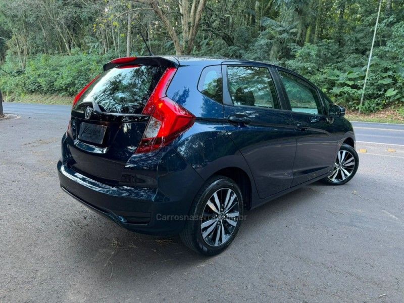 HONDA FIT 1.5 EXL 16V 2017/2018 KASPER VEÍCULOS DOIS IRMÃOS / Carros no Vale HONDA FIT 1.5 EXL 16V 2017/2018 KASPER VEÍCULOS DOIS IRMÃOS / Carros no Vale