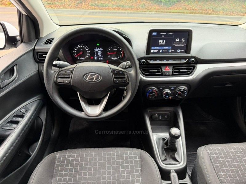HYUNDAI HB20 1.0 COMFORT PLUS 12V 2024/2025 KASPER VEÍCULOS DOIS IRMÃOS / Carros no Vale
