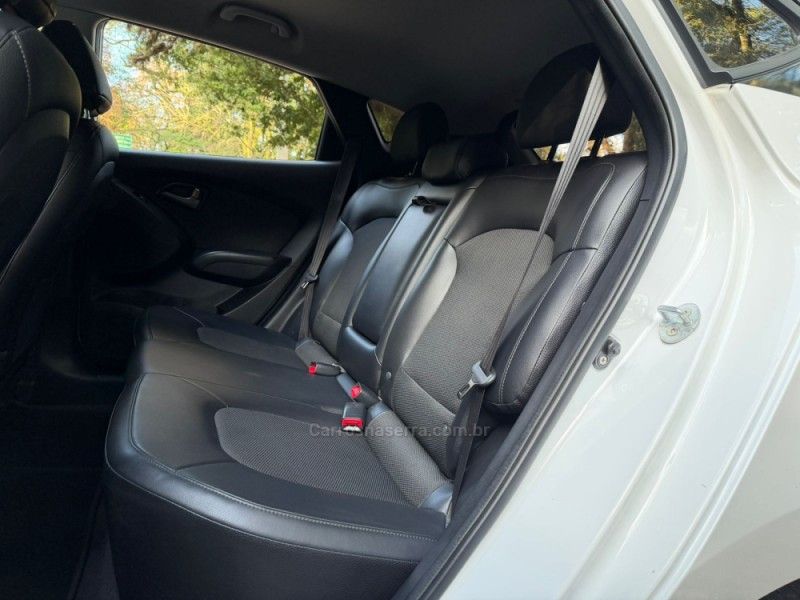 HYUNDAI IX35 2.0 GL 4X2 16V 2019/2020 KASPER VEÍCULOS DOIS IRMÃOS / Carros no Vale