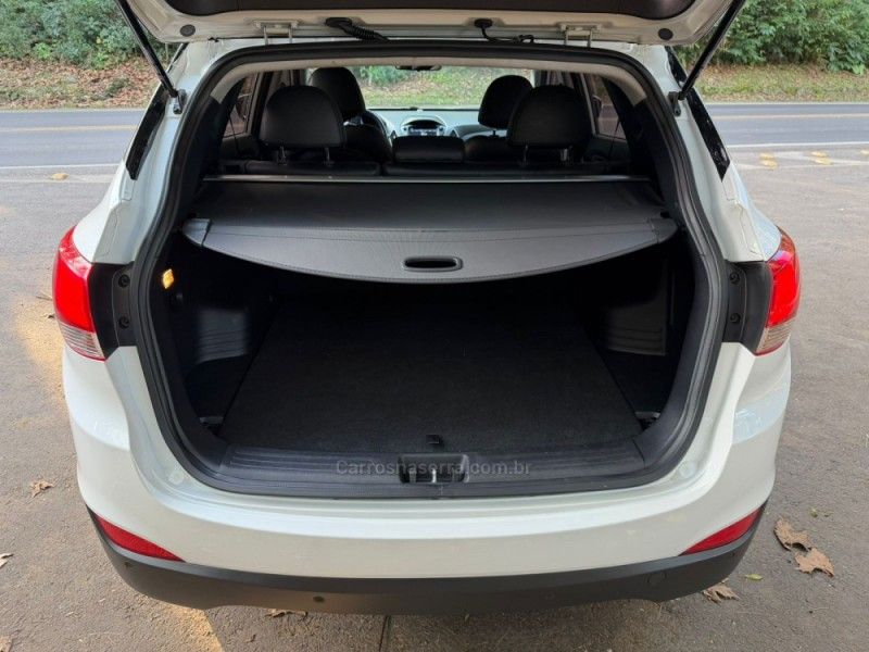 HYUNDAI IX35 2.0 GL 4X2 16V 2019/2020 KASPER VEÍCULOS DOIS IRMÃOS / Carros no Vale