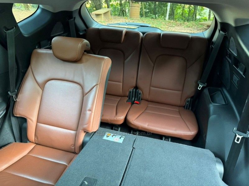 HYUNDAI SANTA FÉ 3.3 MPFI 4X4 7 LUGARES V6 270CV 2013/2014 KASPER VEÍCULOS DOIS IRMÃOS / Carros no Vale HYUNDAI SANTA FÉ 3.3 MPFI 4X4 7 LUGARES V6 270CV 2013/2014 KASPER VEÍCULOS DOIS IRMÃOS / Carros no Vale