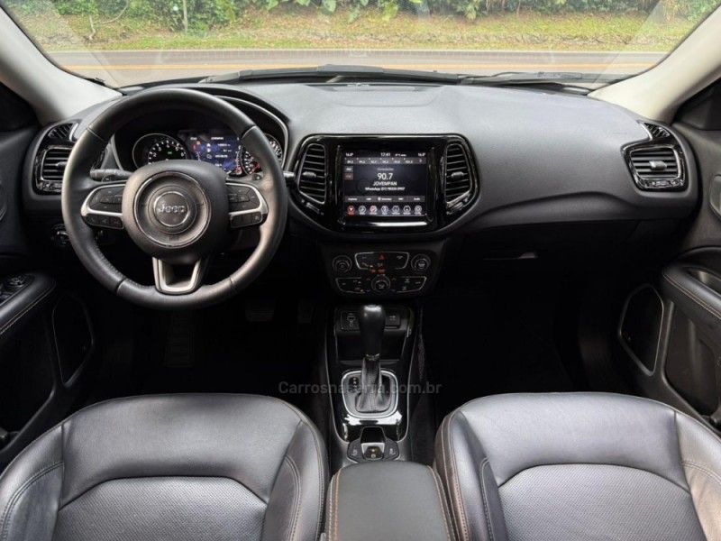 JEEP COMPASS 2.0 16V NIGHT EAGLE 2021/2021 KASPER VEÍCULOS DOIS IRMÃOS / Carros no Vale JEEP COMPASS 2.0 16V NIGHT EAGLE 2021/2021 KASPER VEÍCULOS DOIS IRMÃOS / Carros no Vale