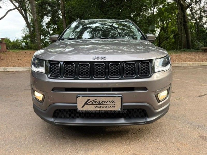 JEEP COMPASS 2.0 16V NIGHT EAGLE 2021/2021 KASPER VEÍCULOS DOIS IRMÃOS / Carros no Vale JEEP COMPASS 2.0 16V NIGHT EAGLE 2021/2021 KASPER VEÍCULOS DOIS IRMÃOS / Carros no Vale