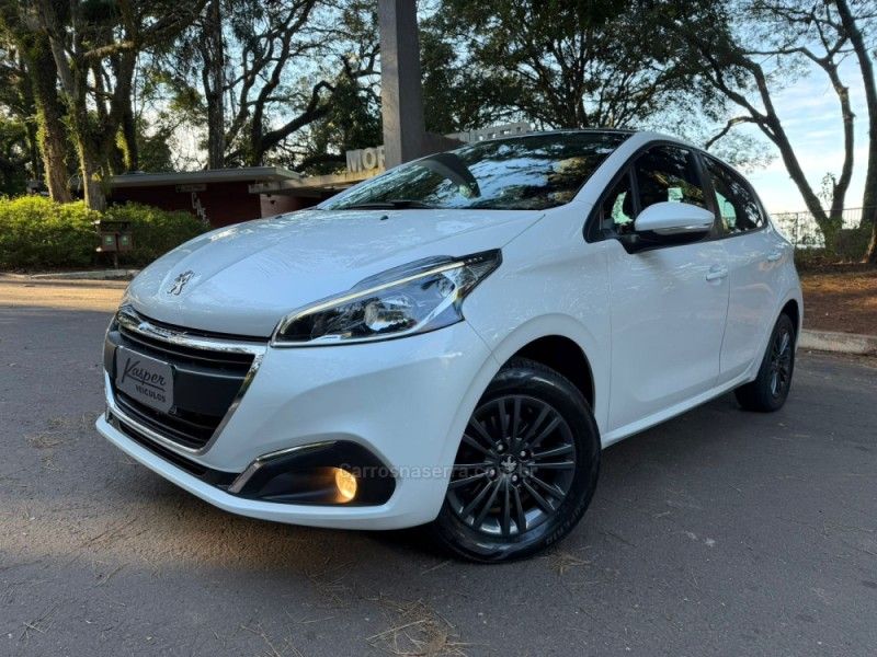 PEUGEOT 208 1.2 ALLURE 12V 2018/2018 KASPER VEÍCULOS DOIS IRMÃOS / Carros no Vale