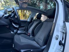 PEUGEOT 208 1.2 ALLURE 12V 2018/2018 KASPER VEÍCULOS DOIS IRMÃOS / Carros no Vale