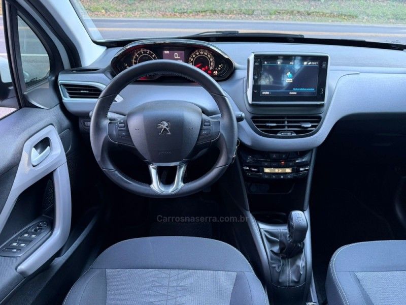 PEUGEOT 208 1.2 ALLURE 12V 2018/2018 KASPER VEÍCULOS DOIS IRMÃOS / Carros no Vale