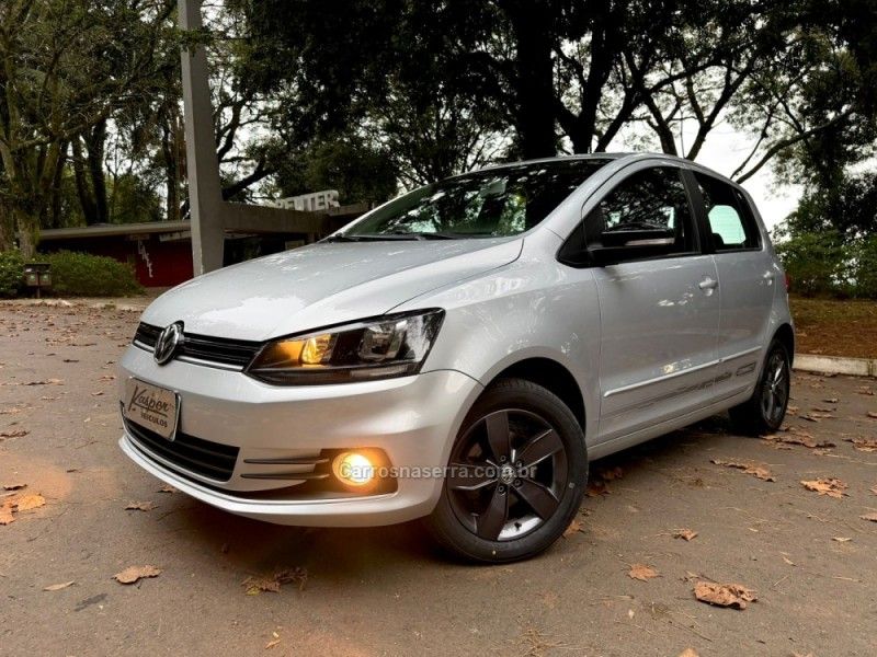 VOLKSWAGEN FOX 1.6 CONNECT 8V 2018/2019 KASPER VEÍCULOS DOIS IRMÃOS / Carros no Vale VOLKSWAGEN FOX 1.6 CONNECT 8V 2018/2019 KASPER VEÍCULOS DOIS IRMÃOS / Carros no Vale