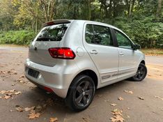 VOLKSWAGEN FOX 1.6 CONNECT 8V 2018/2019 KASPER VEÍCULOS DOIS IRMÃOS / Carros no Vale
