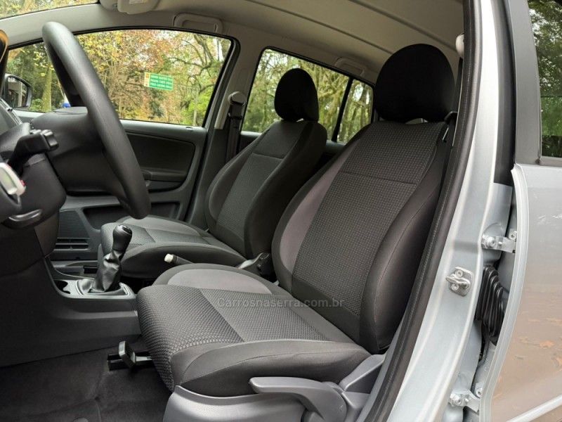 VOLKSWAGEN FOX 1.6 CONNECT 8V 2018/2019 KASPER VEÍCULOS DOIS IRMÃOS / Carros no Vale VOLKSWAGEN FOX 1.6 CONNECT 8V 2018/2019 KASPER VEÍCULOS DOIS IRMÃOS / Carros no Vale
