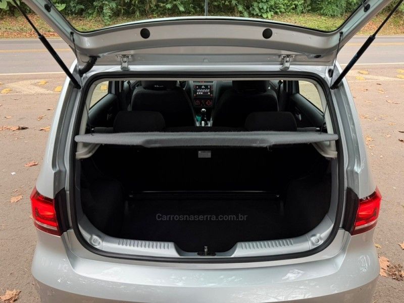 VOLKSWAGEN FOX 1.6 CONNECT 8V 2018/2019 KASPER VEÍCULOS DOIS IRMÃOS / Carros no Vale VOLKSWAGEN FOX 1.6 CONNECT 8V 2018/2019 KASPER VEÍCULOS DOIS IRMÃOS / Carros no Vale