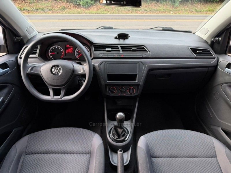 VOLKSWAGEN GOL 1.0 12V MPI TOTALFLEX TRENDLINE 2018/2018 KASPER VEÍCULOS DOIS IRMÃOS / Carros no Vale