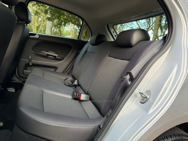 VOLKSWAGEN GOL 1.0 12V MPI TOTALFLEX TRENDLINE 2018/2018 KASPER VEÍCULOS DOIS IRMÃOS / Carros no Vale