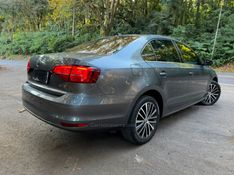 VOLKSWAGEN JETTA 2.0 TSI HIGHLINE 211CV DSG 2016/2017 KASPER VEÍCULOS DOIS IRMÃOS / Carros no Vale