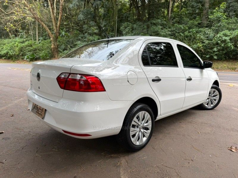 VOLKSWAGEN VOYAGE 1.0 12V MPI TOTALFLEX TRENDLINE 2022/2023 KASPER VEÍCULOS DOIS IRMÃOS / Carros no Vale